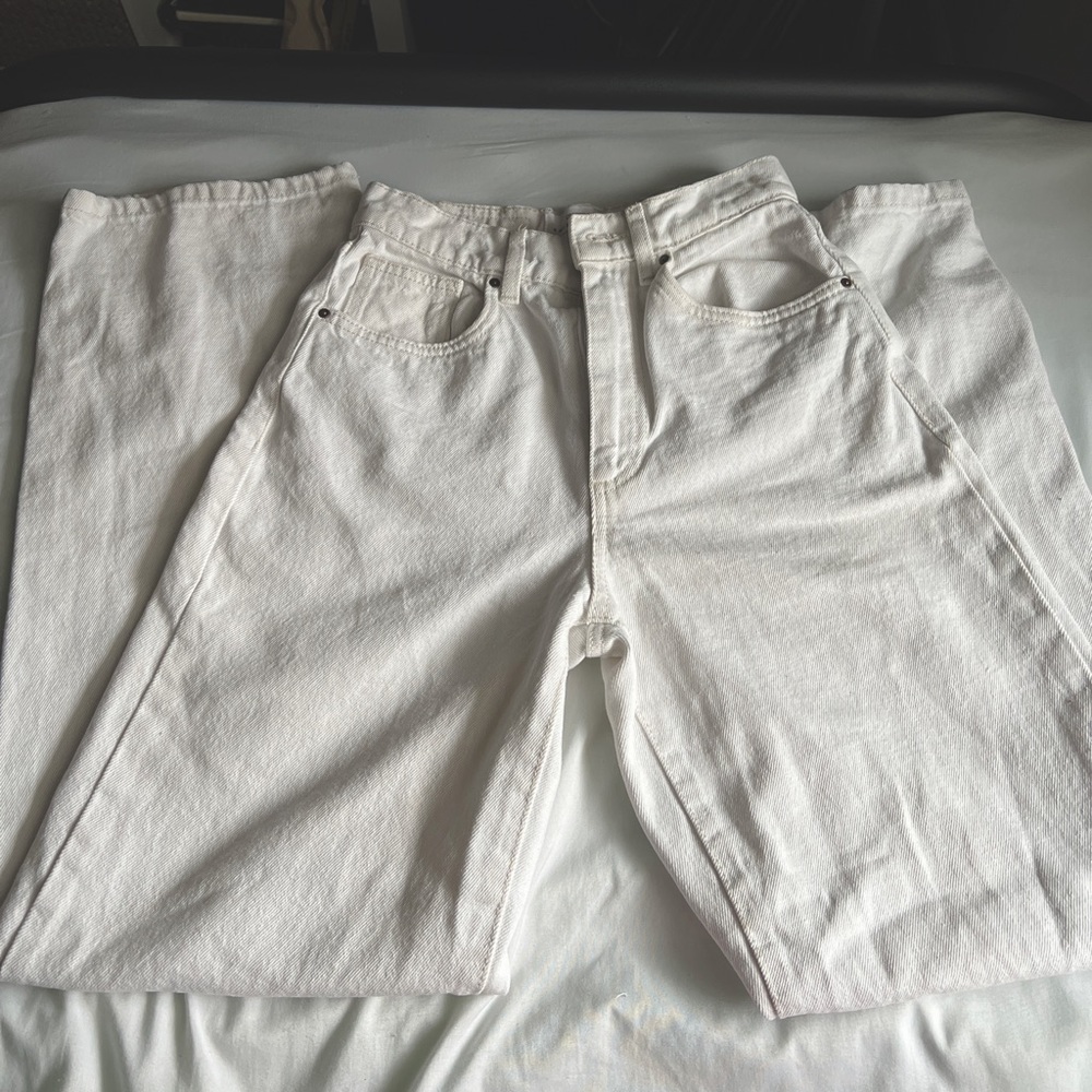 Cotton On “Loose Straight Jean”